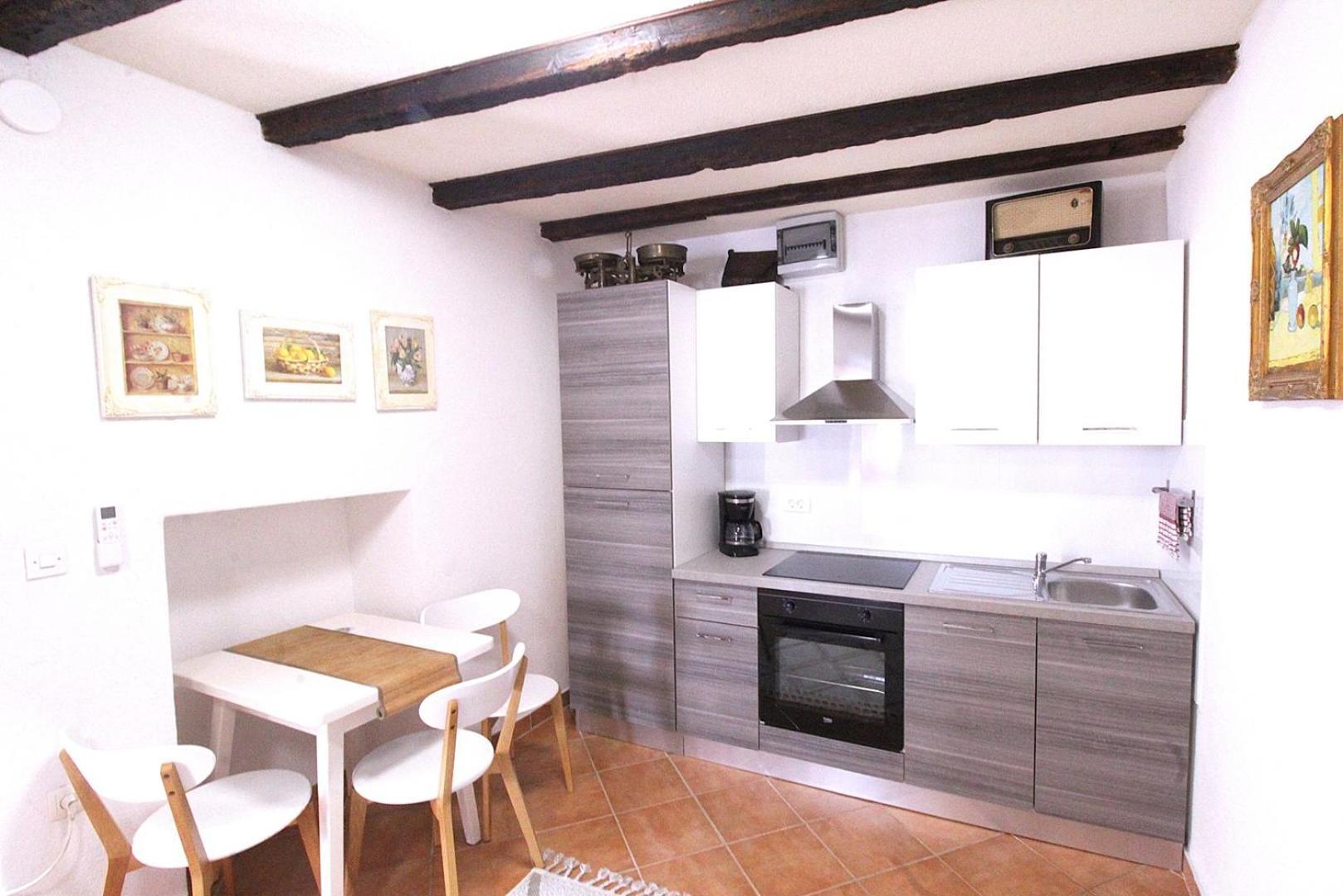 Lovely Apartment Es Umag Room photo